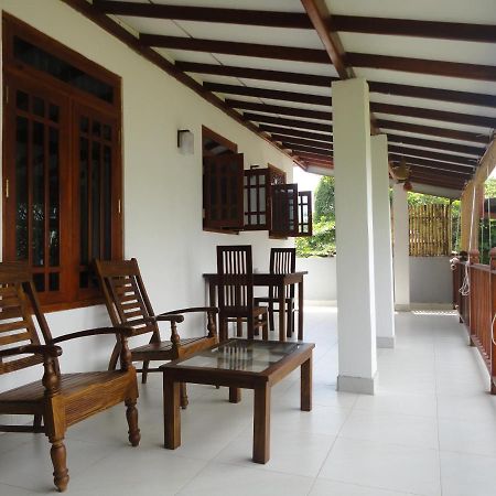 Sapara River Guest Bed and Breakfast Bentota Exterior foto