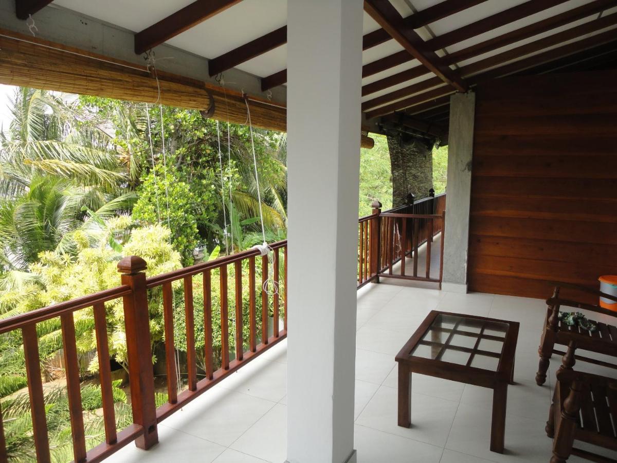 Sapara River Guest Bed and Breakfast Bentota Exterior foto