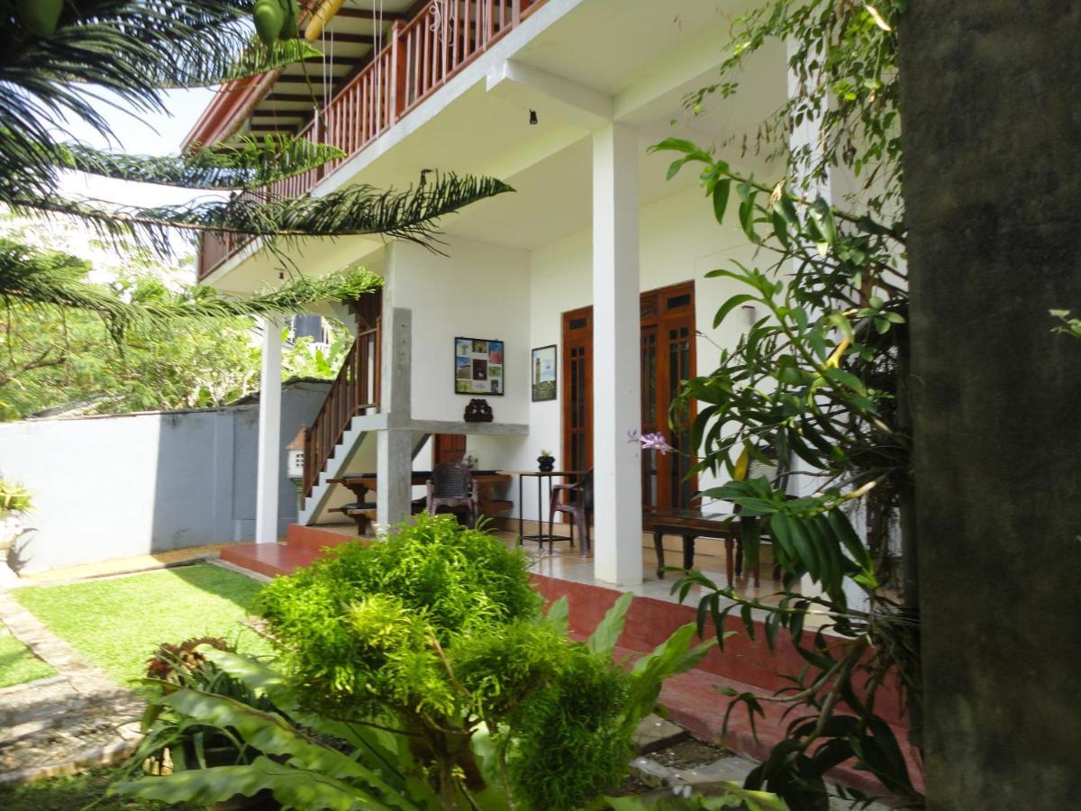 Sapara River Guest Bed and Breakfast Bentota Exterior foto