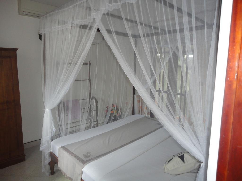 Sapara River Guest Bed and Breakfast Bentota Exterior foto