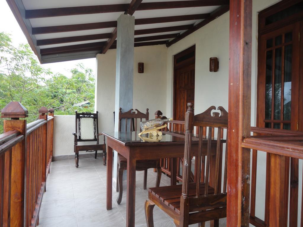 Sapara River Guest Bed and Breakfast Bentota Exterior foto