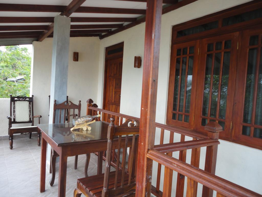 Sapara River Guest Bed and Breakfast Bentota Exterior foto